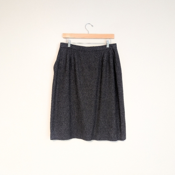 Evan Picone Vintage 100% Wool Charcoal Skirt - Picture 1 of 4